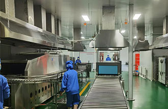 9月2日，黑龍江中央大廚房裝修凈化工程收尾中